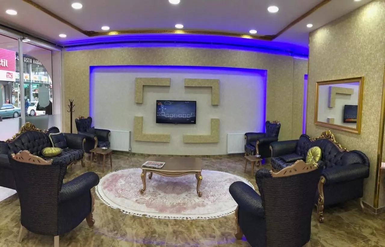 193015442 (Copy).jpg